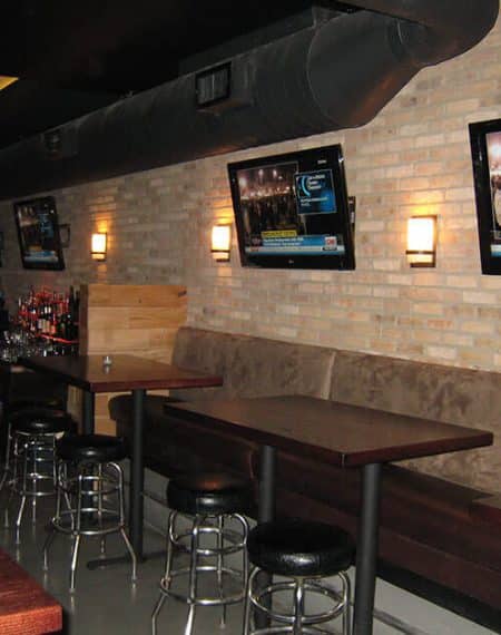 tvs at chicago bar and restaurant