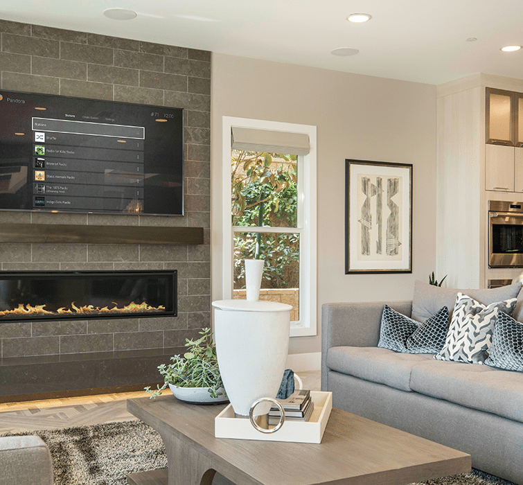 Streaming Devices vs. Smart TVs: Which Gives a Smoother Experience