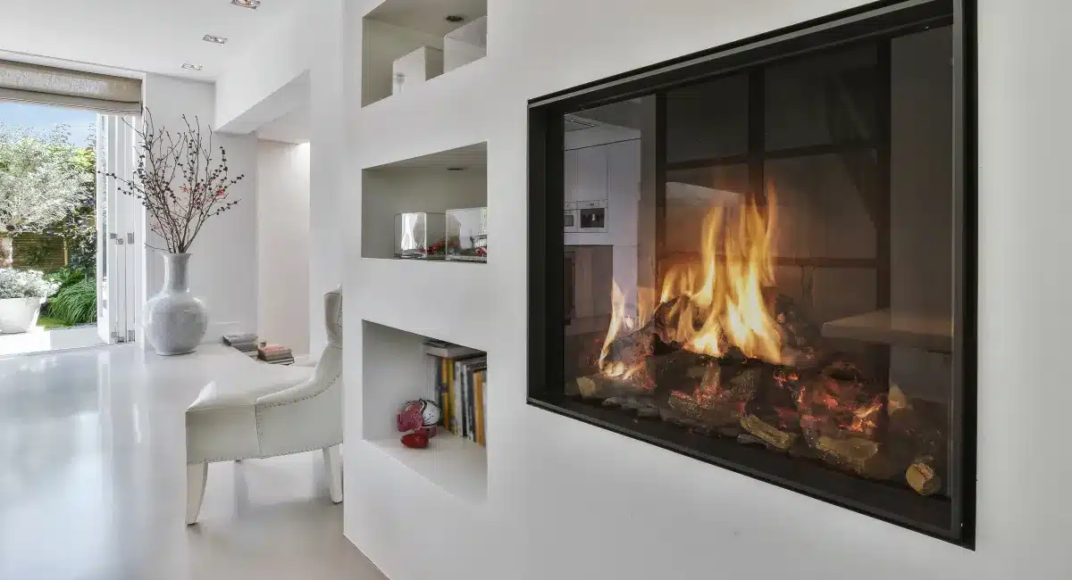 Contemporary living room with a fireplace prepared for integrated comfort control